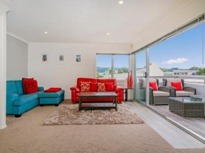 Beautiful Blue Dune - Whangamata Apartment